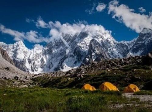 k7 base camp trek