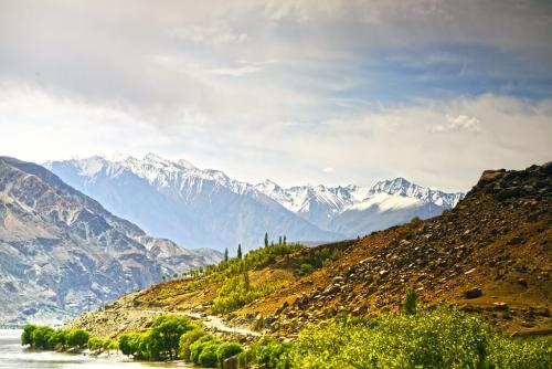 pakistan's karakoram mountains