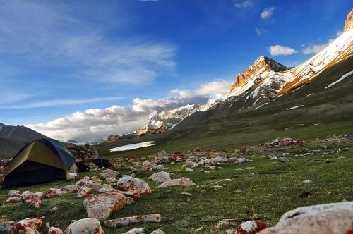 shimshal pass trek